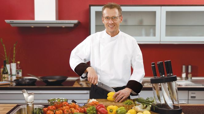 
                    Le set de couteaux de cuisine facilite le travail.