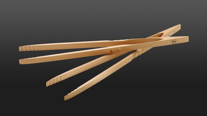 
                    The barbecue tongs is made from beech wood