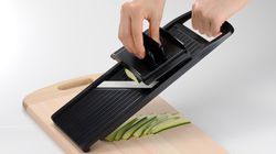 Vegetable/fruit knife, vegetable slicer