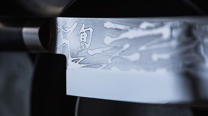 
                    Optique unique de la lame du Shun Pro Sho Nakiri