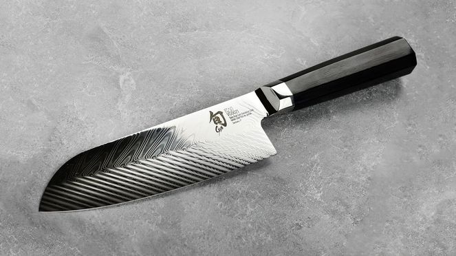 
                    Kai Shun Dual Core Santoku mit hochglanzpolierter Klinge