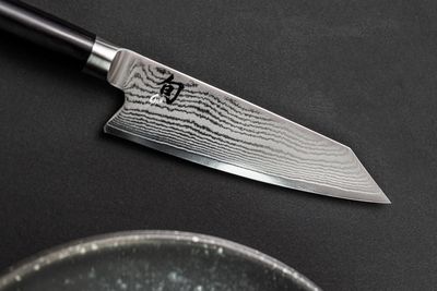 DM-0777_kai-shun-classic-kiritsuke-klein_lifestyle.jpg