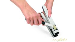 triangle kitchen implements, Garlic press