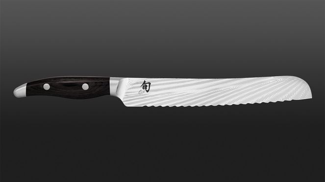 
                    Nagare Black Brotmesser mit genieteten Griffschalen aus schwarzem Pakkaholz (imprägniertes  und besonders widerstandsfähiges Holzfurnier)