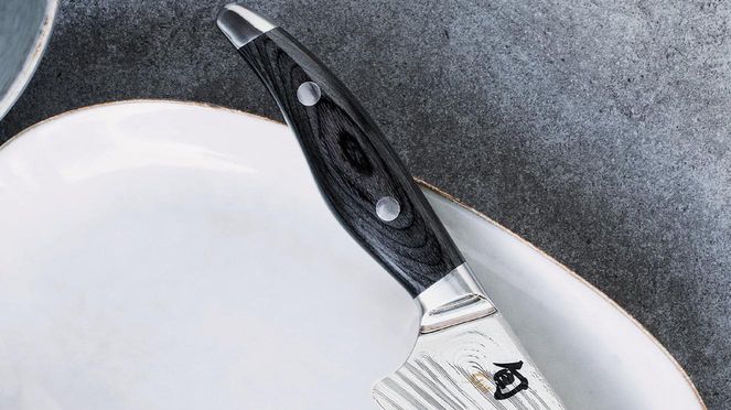 
                    handle Kai Nagare paring knife